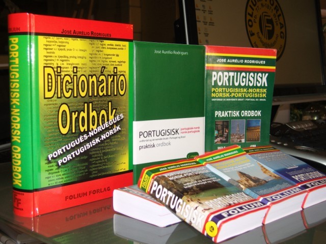 Foto 1 - Dicionário de norueguês- portugisisk ordbok